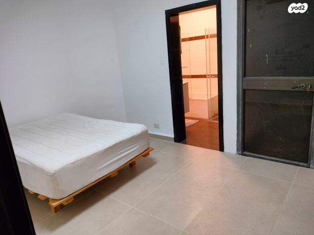 בית פרטי/ קוטג', שורשים 1, הזורעים, הזורעים