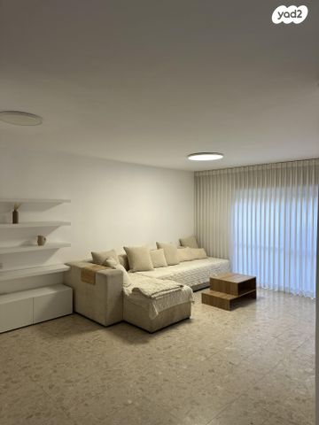 דו משפחתי, האתרוג 39, נווה ניצנים, כפר יונה