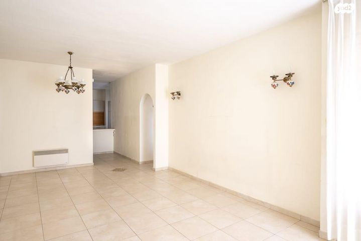 דירה, פינסקר 22, טלביה, קוממיות, ירושלים