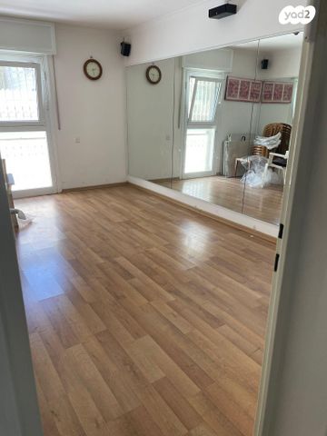 דירה, תירוש 551, גילה, ירושלים