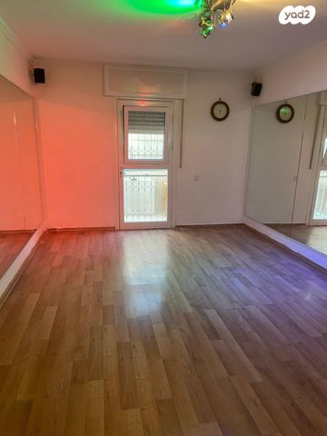 דירה, תירוש 551, גילה, ירושלים