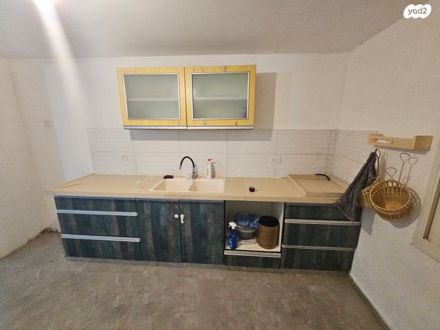 כללי, יסמין 131, אורה