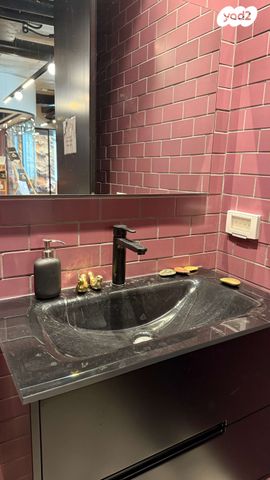 משרדים, דרך זאב ז'בוטינסקי 9, אזור תעשיה צפון, בני ברק