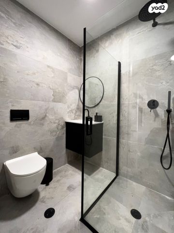 דירה, רחבת הרב עוזיאל, שכונה י"א, באר שבע