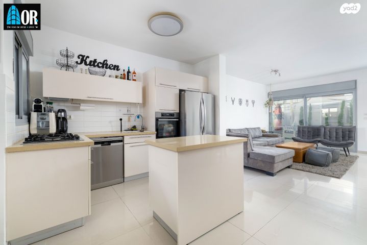 בית פרטי/ קוטג', נחמה נאמן, בר לב, מזכרת בתיה