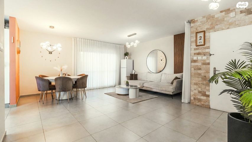 דופלקס, שדרות השיטה, אופקים