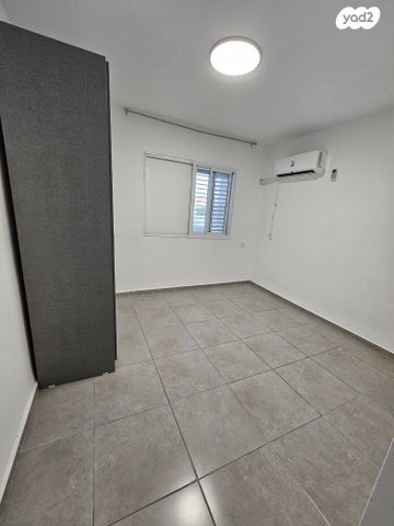 דירה, שדרות ירושלים 104, קרית ים