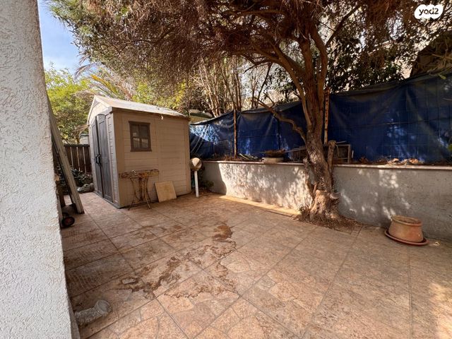 דו משפחתי, ההגנה, רובע ב', אריאל