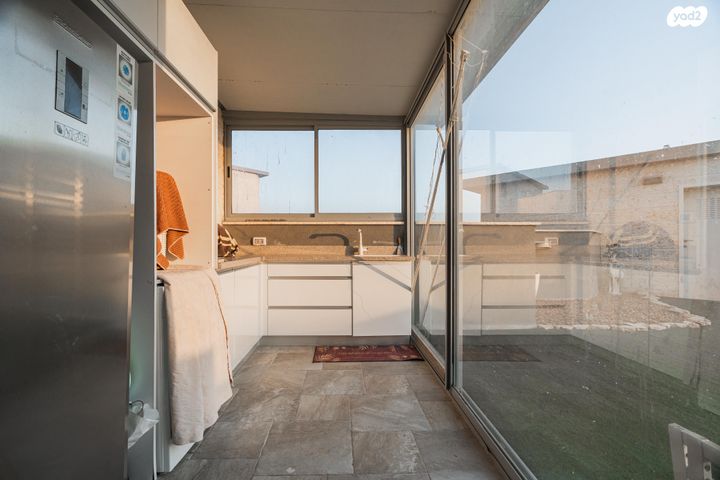 גג/ פנטהאוז, נחום סנה, רמות הרכס, באר שבע