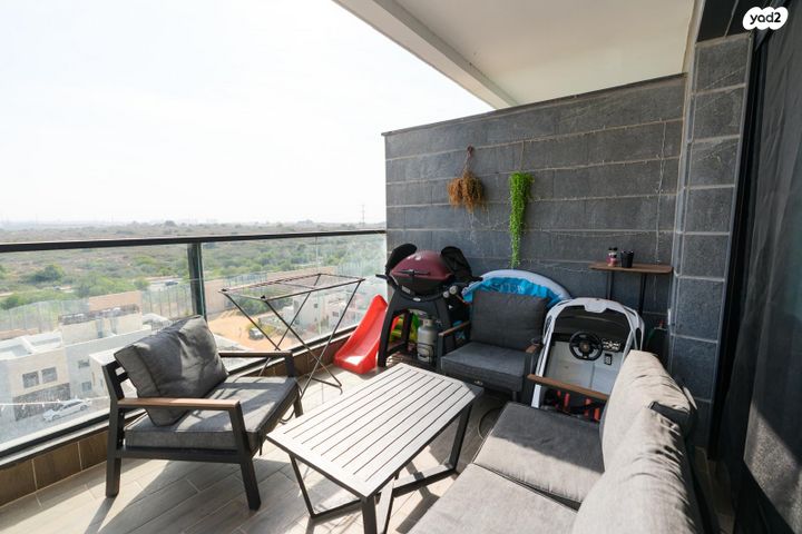 דירה, אור ים, אור עקיבא