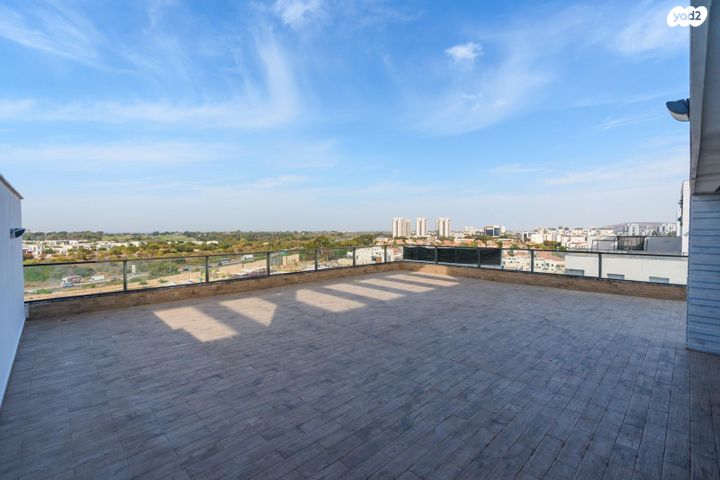 גג/ פנטהאוז, אור ים, אור עקיבא