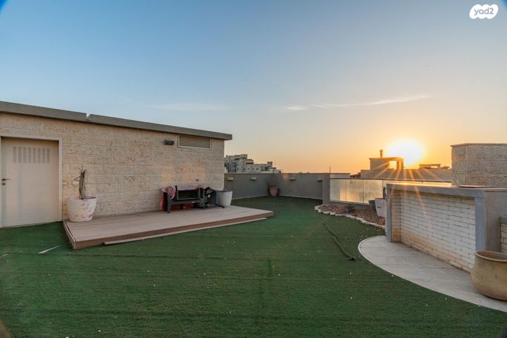 גג/ פנטהאוז, נחום סנה, רמות הרכס, באר שבע