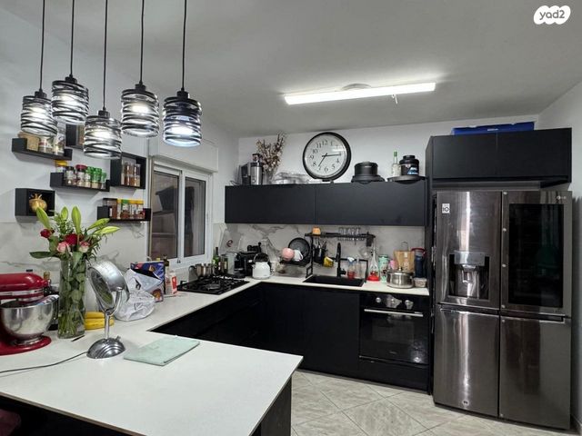 רובע הקריה, הסיטי