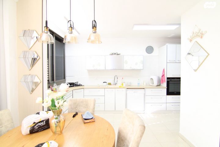 דירה, כינרת, רובע י"א, אשדוד