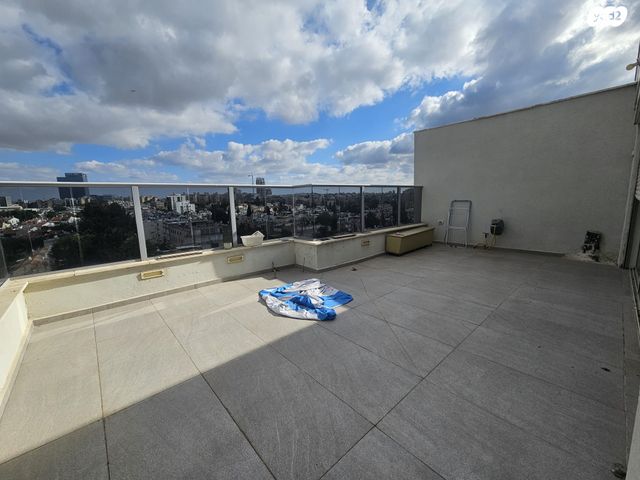 דופלקס, הכנסת 3, רסקו ב', חולון