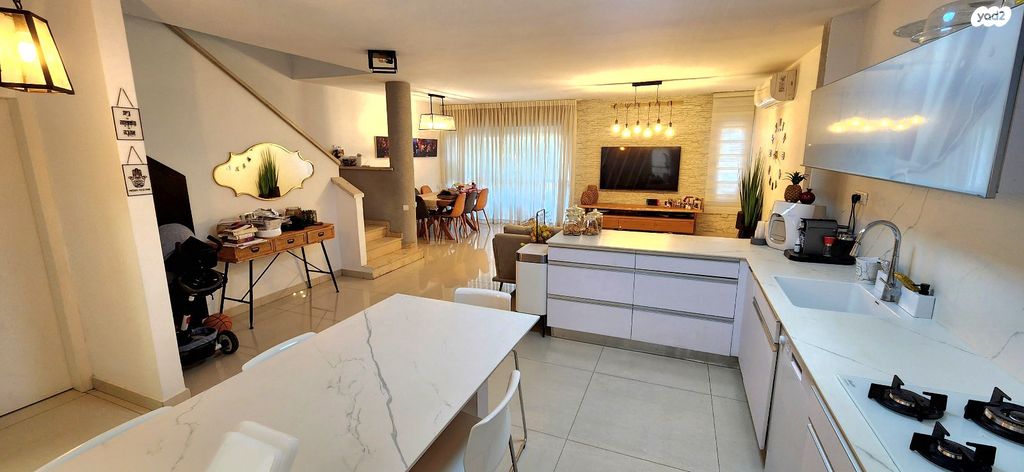 בית פרטי/ קוטג', גן יבנה