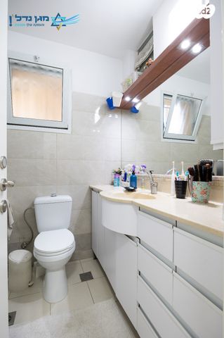 דירה, אלי תבין, ירושלים