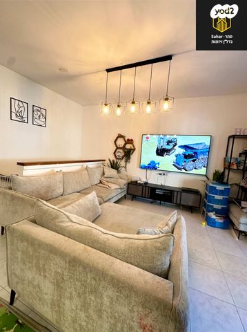 דו משפחתי, קרני שומרון