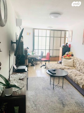 דירה, רמב"ם, עין גנים, פתח תקווה