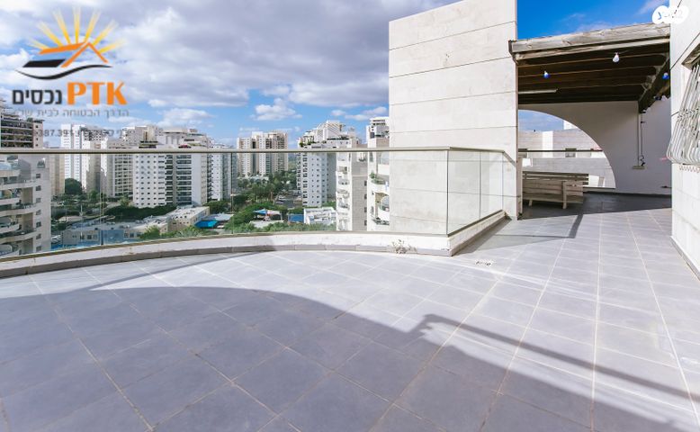 גג/ פנטהאוז, משה סנה, הדר המושבות החדשה / אם המושבות החדשה, פתח תקווה