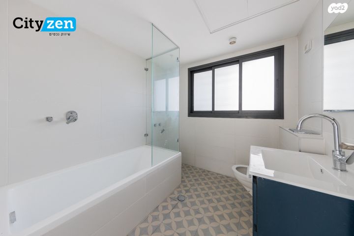 דירה, אמנון ליפקין שחק 3, נוף הטיילת, נתניה