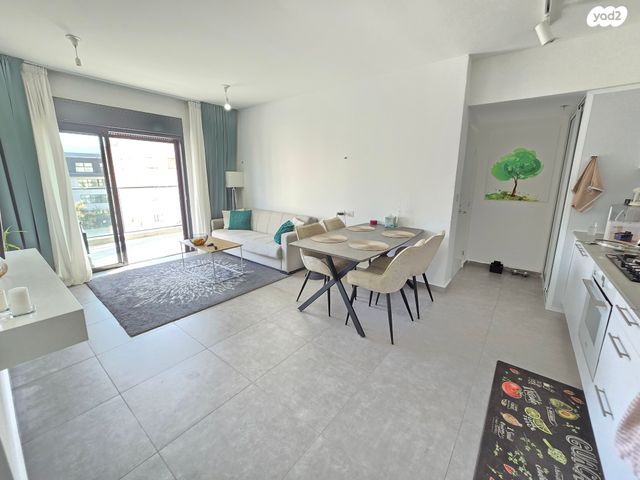 דירה, יחיאל צ'לנוב, תקומה / קרית חזני, פתח תקווה