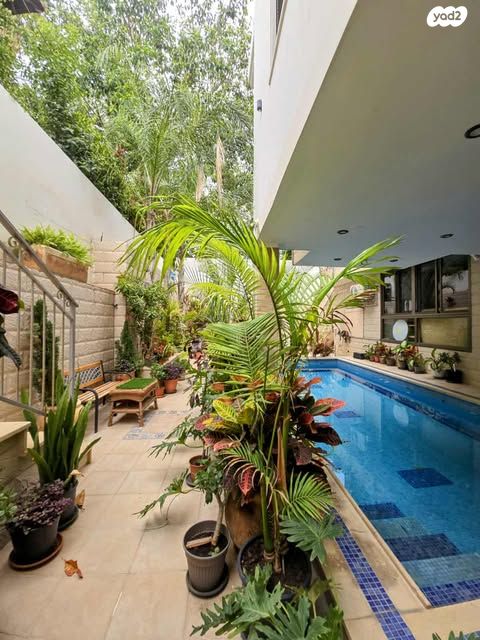 בית פרטי/ קוטג', רעננה