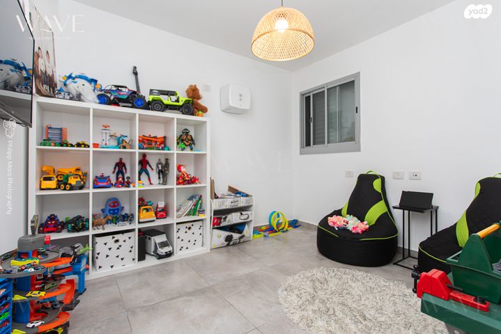 דירה, השחף, החותרים, טירת כרמל