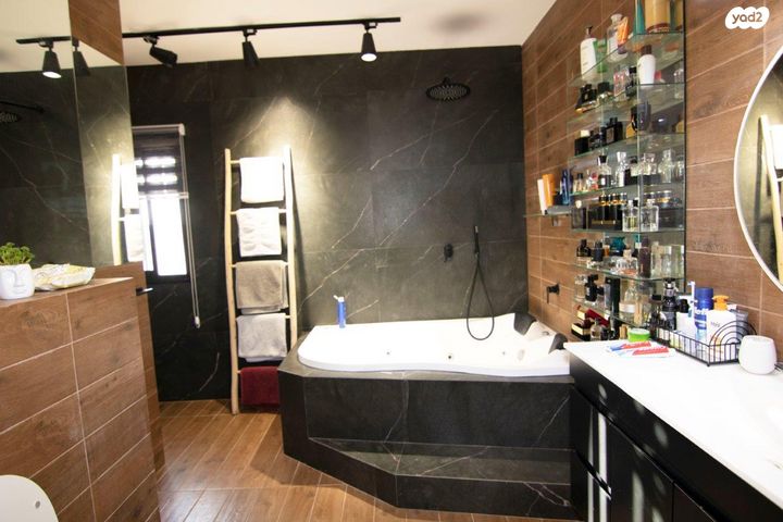 גג/ פנטהאוז, קרית שלום, תל אביב יפו