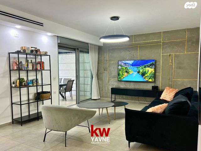 דירת גן, יהודה הלוי, נאות שמיר, יבנה