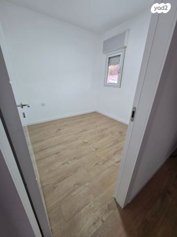 דירה, בית אריה / עופרים