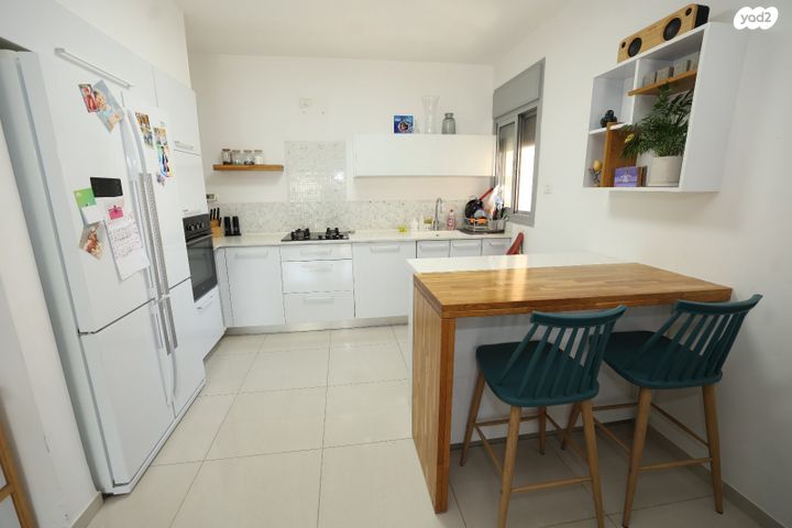 דירה, גדעון האוזנר, רמות הרכס, באר שבע