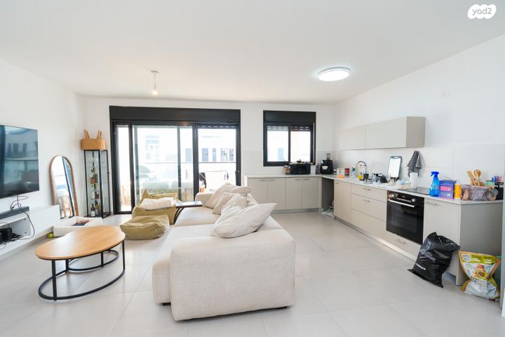 גג/ פנטהאוז, אור ים, אור עקיבא