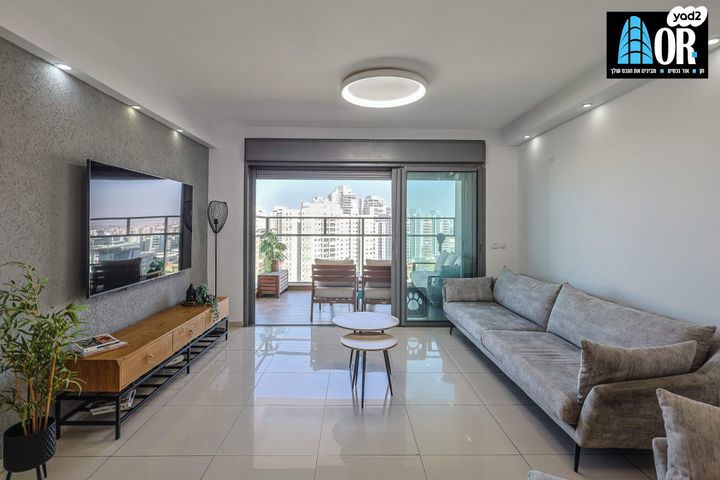 אהרון כצנלסון 