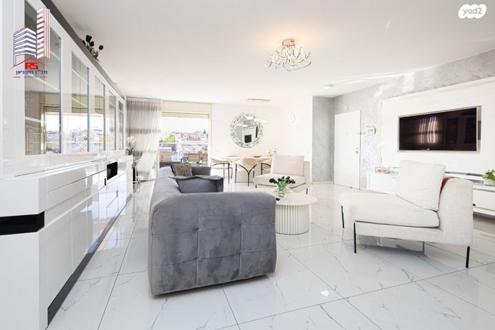 דופלקס, דרך דון יצחק אברבנאל 19, רמת אפרים, נתניה