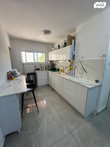 דירת גן, חזני 36, שכונה י"א, באר שבע