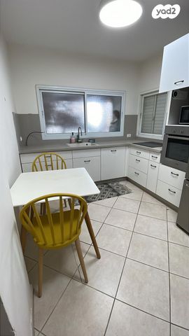 דירה, כפר סבא