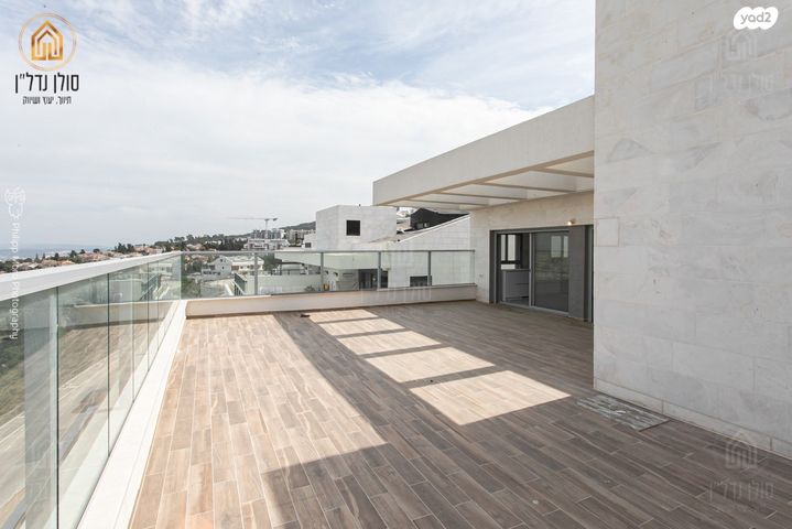 גג/ פנטהאוז, גבעת זמר, חיפה