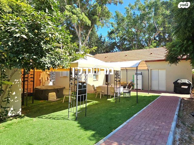 דו משפחתי, שאול המלך, הרצליה פיתוח, הרצליה