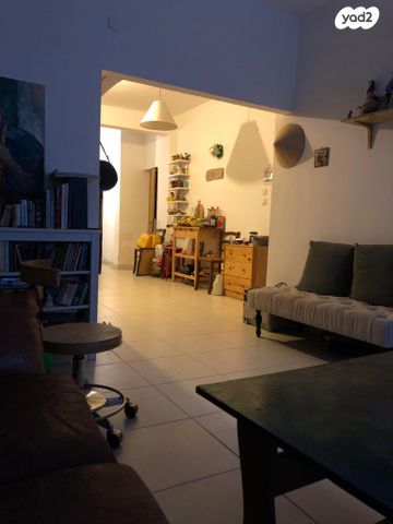 דו משפחתי, מבקיעים, קרית שלום, תל אביב יפו