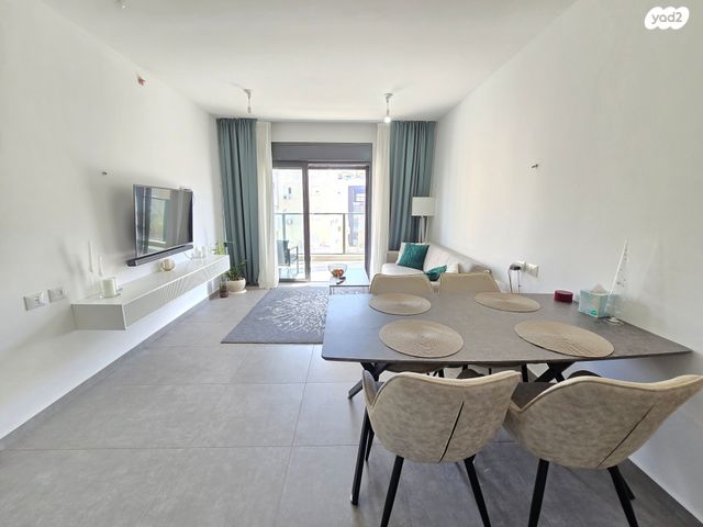 יחיאל צ'לנוב 