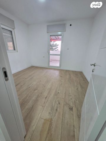 דירה, בית אריה / עופרים