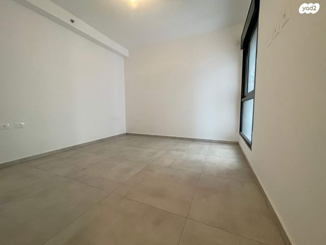 דירה, בית גוברין, רמת השרון