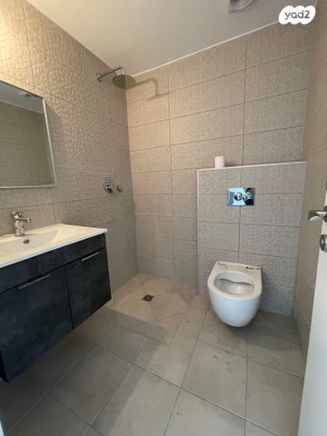 דירה, בית גוברין, רמת השרון