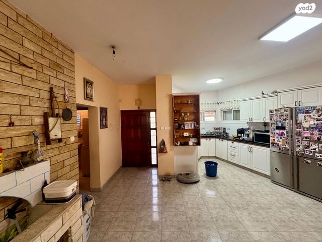 דו משפחתי, קרית חרושת, קרית טבעון