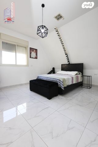 דופלקס, דרך דון יצחק אברבנאל 19, רמת אפרים, נתניה