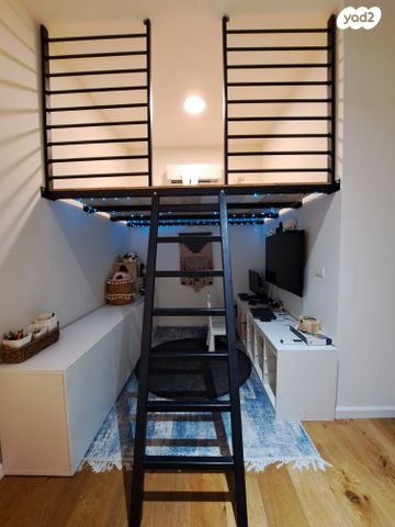 בית פרטי/ קוטג', סלעית