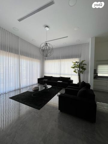 גג/ פנטהאוז, יפה ירקוני, הקריה מע"ר, אשדוד