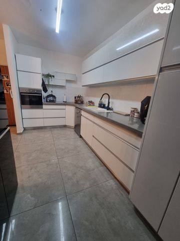 דירה, גבעתי 8, רמב"ם, ראשון לציון