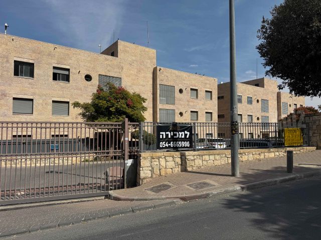 דירה למכירה בירושלים (תיווך) — 2